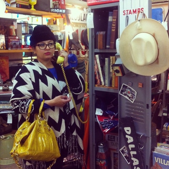 Meet your Posher, Maricruz - Picture 6 of 13